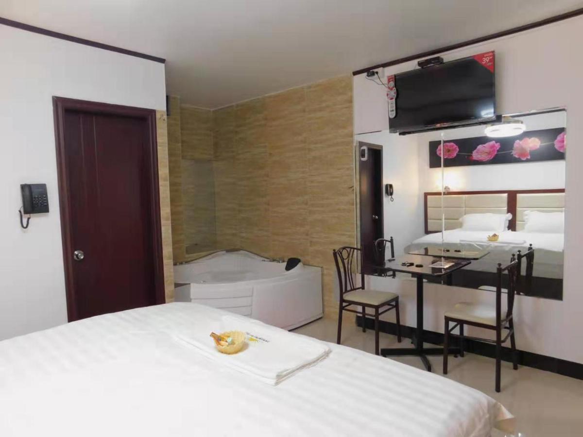 Sunshine Hotel Lima Extérieur photo